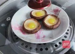 Illustration of how to steam quail eggs with mushrooms 5