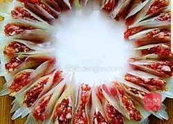 Illustration of how to make flowers bloom and prosper 9