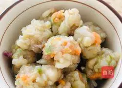 Illustration of how to make sweet potato powder meatballs 8