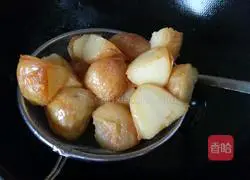 Illustration of Braised Potatoes 6