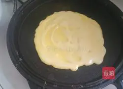 Illustration of how to make egg rolls 6