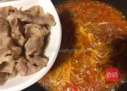 For the enjoyment of taste buds: Illustration of making beef rolls with tomatoes and enoki mushrooms 5