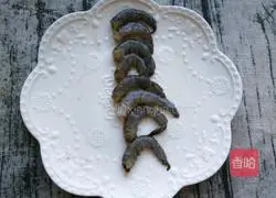 Illustration of how to make homemade shrimp crackers 2