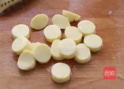 Illustration of how to cook Japanese tofu with enoki mushrooms 5