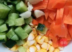 Three diced shrimps Illustration of how to do it 2