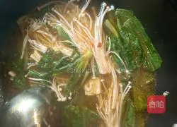 Illustration of how to make boiled meat slices 9