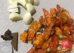 Illustration of how to make Spicy Chicken 3