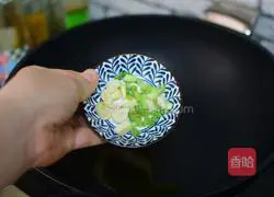 Stir-fried Chinese cabbage with mushrooms Illustration of how to do it 3