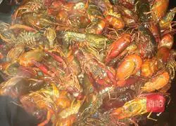 Thirteen-flavor crayfish recipe 2