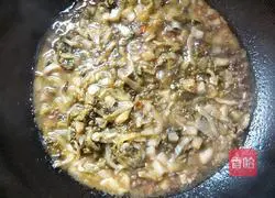 Laotan Pickled Cabbage Beef Illustration of shredding method 3