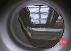 Illustration of how to make stir-fried pork with cabbage 4