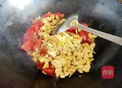 Illustration of how to make scrambled eggs with tomatoes 5