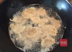 Illustration of how to make pot-wrapped pork 6