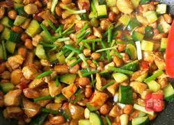 Illustration of how to make diced chicken in sauce 18