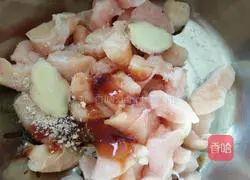 Illustration of how to make chicken breast luncheon meat 1