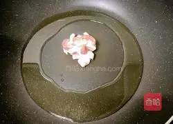 Illustration of how to make stir-fried pork belly and sauerkraut vermicelli 6