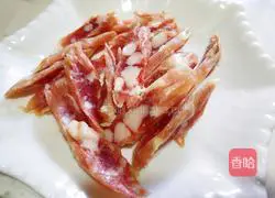 Illustration of how to make fried sausage with green bamboo shoots 2