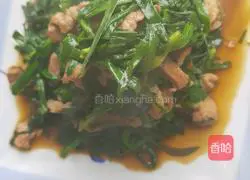 Illustration of how to make stir-fried pork with leeks 13