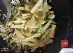 Illustration of how to make fried rice and beans 8