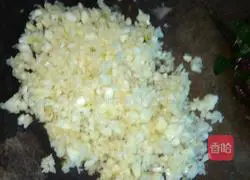 Illustration of how to make perilla and salted egg yolk shrimp 2