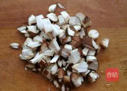 Illustration of how to cook tofu with mushrooms and minced meat 2