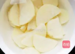 Illustration of home-style braised chicken 3