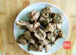 Illustration of how to make sweet and sour pork ribs 3