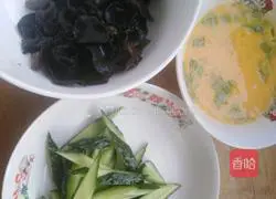 Illustration of how to make Mushu Pork 1