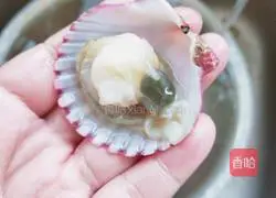 Illustration of how to make steamed scallops with garlic vermicelli 2