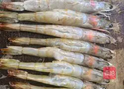 Illustration of grilled shrimp with sour lemon 2