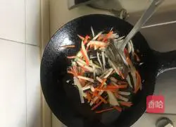 Illustration of how to make fish-flavored shredded pork 4