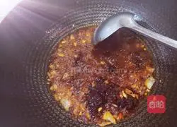 Illustration of the family version of boiled pork 7