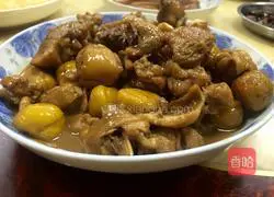 Illustration of how to make golden chestnut chicken 6