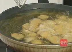 Illustration of how to make Shacha Shan beef balls 4