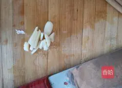 Illustration of how to make scrambled eggs with tomatoes 2