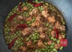 Illustration of how to make chicken legs and roasted edamame 15