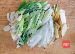 Illustration of braised Jinchang fish (cooked in vinegar) 3