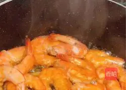 [Homemade oil Braised prawns] Illustration of how to make a traditional Hubei dish 8