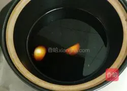 Illustration of how to stew pork with mushrooms 5