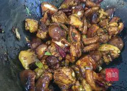 Illustration of how to make mushroom and chicken nuggets 14