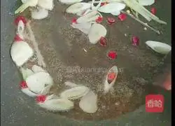 Illustration of how to make fried crab with rice cake 6