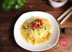 Illustration of how to make steamed hot and sour potato shreds 12