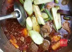 Old Hen Hot Pot Recipe Illustration 4