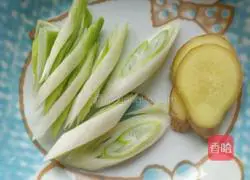 Illustration of how to make braised chicken feet 4