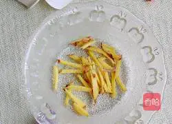 Illustration of steamed hairtail with chopped pepper 2