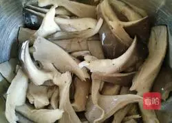 Illustration of how to make fried mushrooms 4