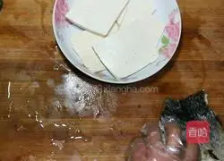 Illustration of how to make steamed salted grass carp with old tofu 2