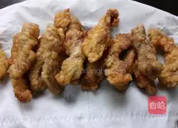 Illustration of how to make fried crispy pork 7