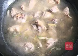 Illustration of how to make stewed chicken with potatoes, mushrooms and carrots 11