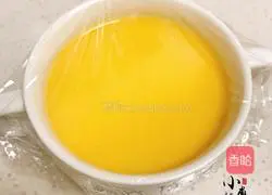 Illustration of how to make steamed scallops and eggs 8